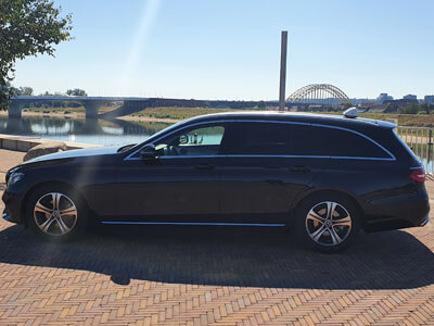 Verschillende Manieren Van Reizen Met Een Taxi